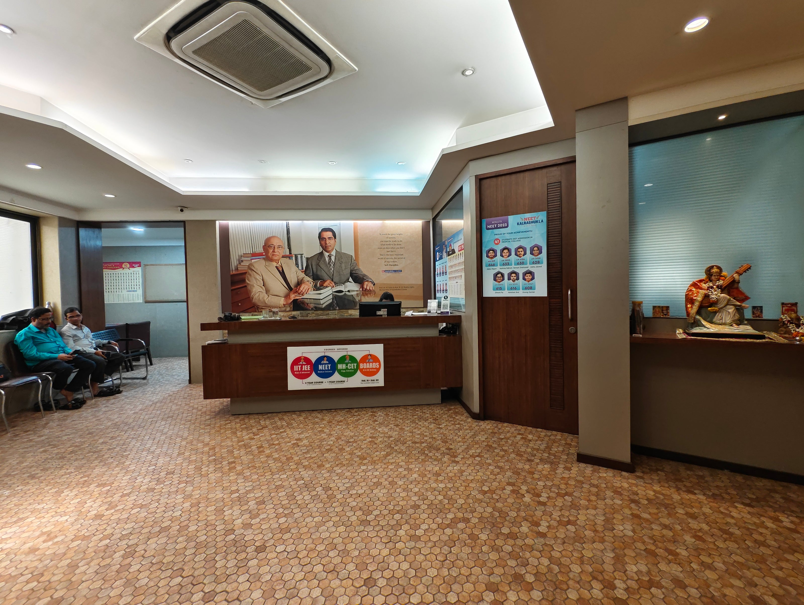 neet coaching at dadar east branch